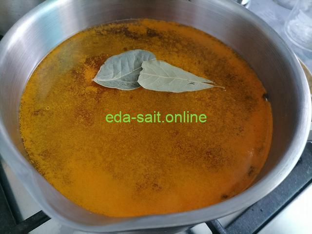 Рассол для засолки скумбрии с куркумой